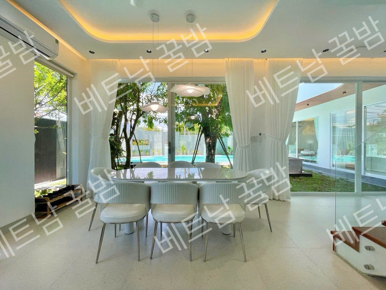 다낭 풀빌라 사진 danang pool villa inside room