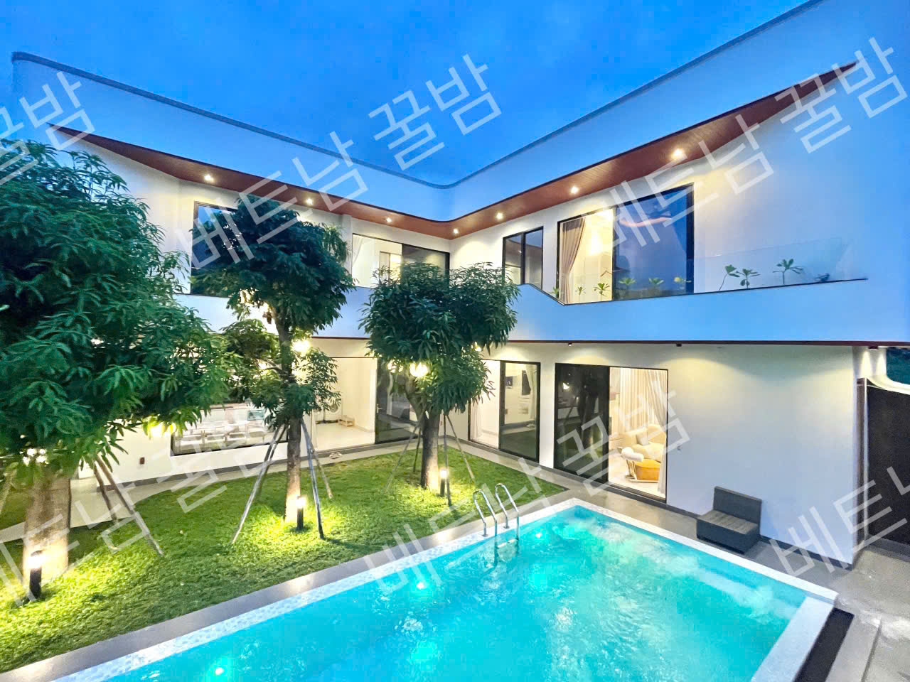 다낭 풀빌라 4룸 실내 Da Nang pool villa