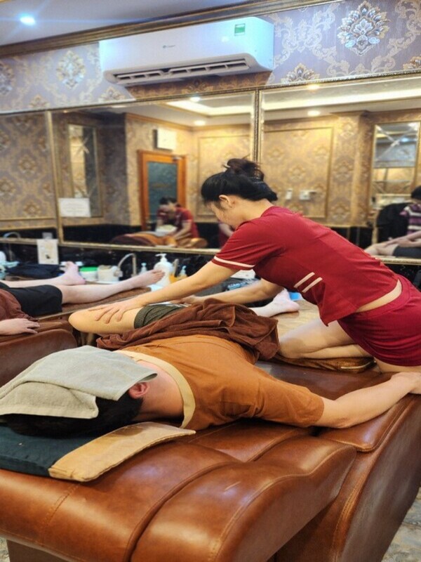 베트남 호치민 로얄이발소 이발소 vietnam hochiminh hcm royalbarbershop barbershop