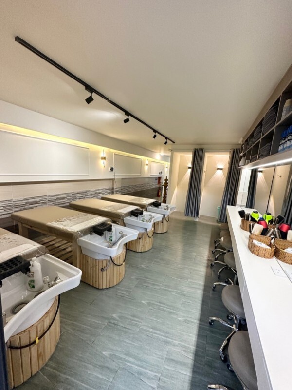 베트남 호치민 보스이발소 이발소 vietnam hochiminh hcm bossbarbershop barbershop