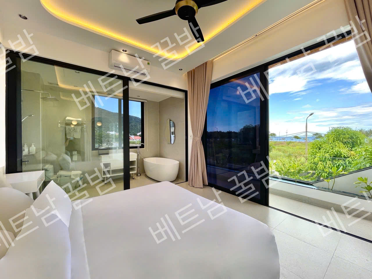 岘港泳池别墅内部照片 Da Nang Villa have pool